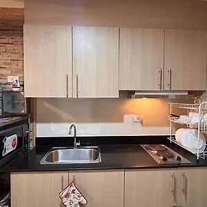 https://smdc-breeze-residences-lourdes-st-roxas-blvd-service-rd.angeleshotels.net