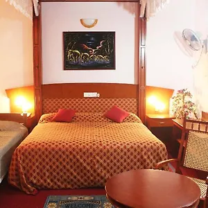 https://riverdale.negombohotels.net